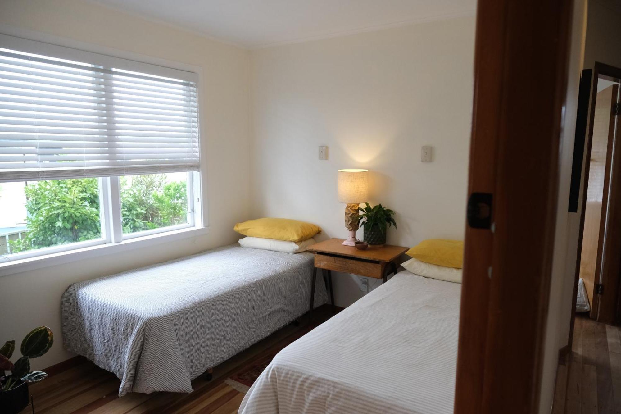 4 Bedroom With Sea Views Holiday home *