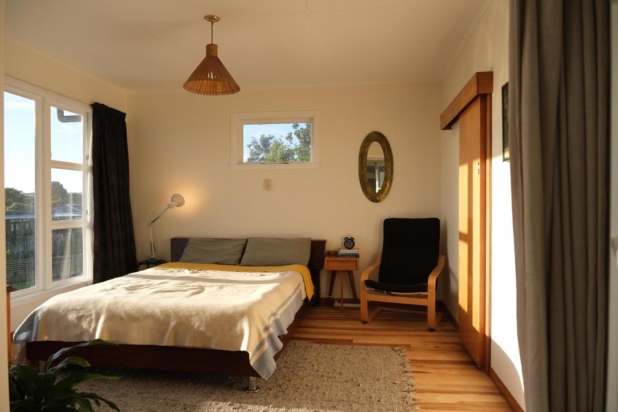 4 Bedroom With Sea Views *